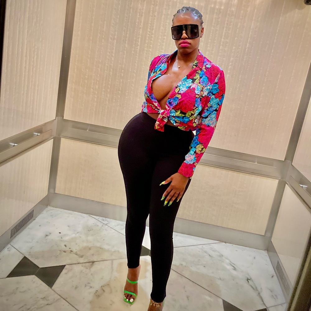 Authentic Versace 2pc - image 8